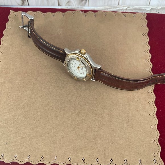 Vintage 2 Tone Eddie Bauer Sport Watch Rotating Coin Bezel, Date, 8" Brown Strap - Picture 5 of 8